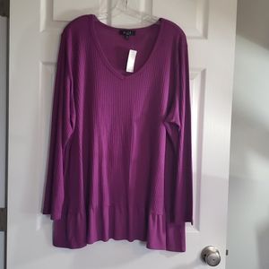 B.L.E.U. long sleeve, nwt